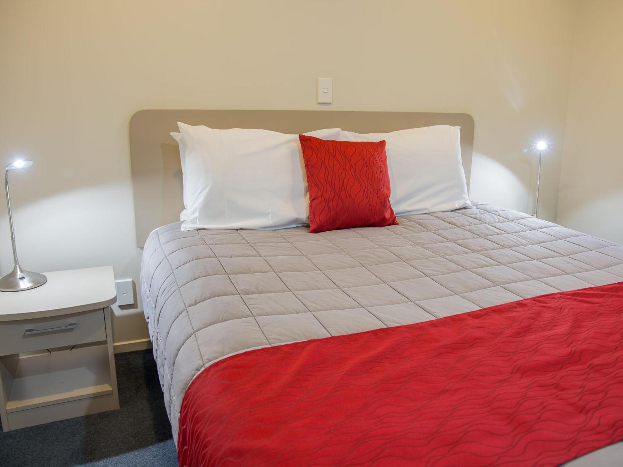 Asure Scenic Route Motor Lodge Geraldine Room photo