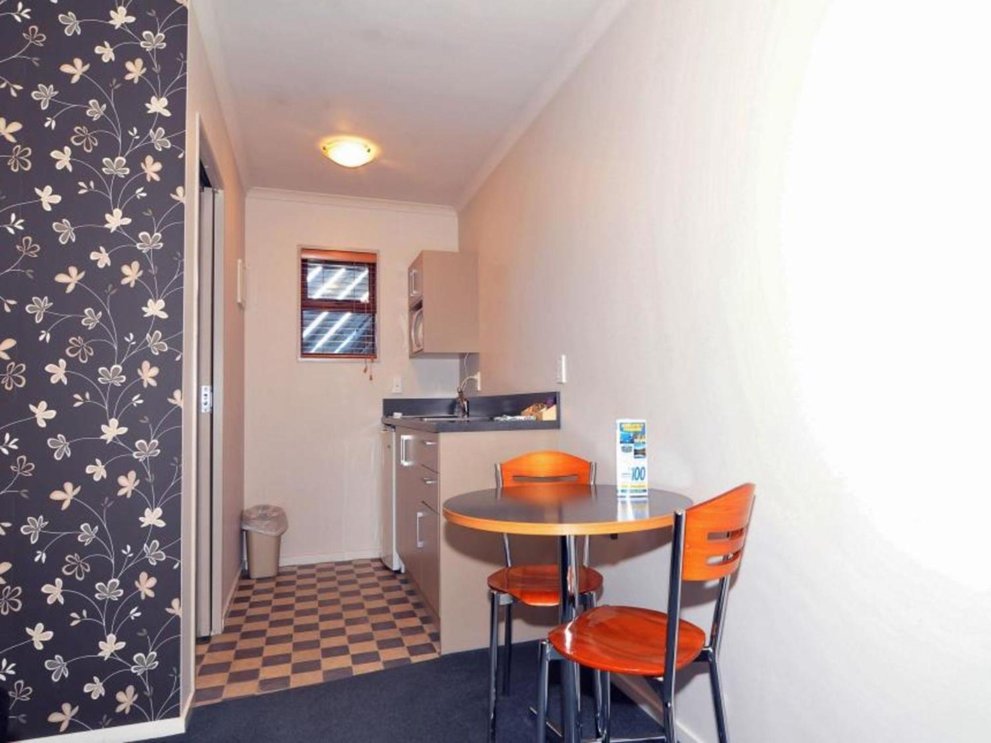 Asure Scenic Route Motor Lodge Geraldine Room photo